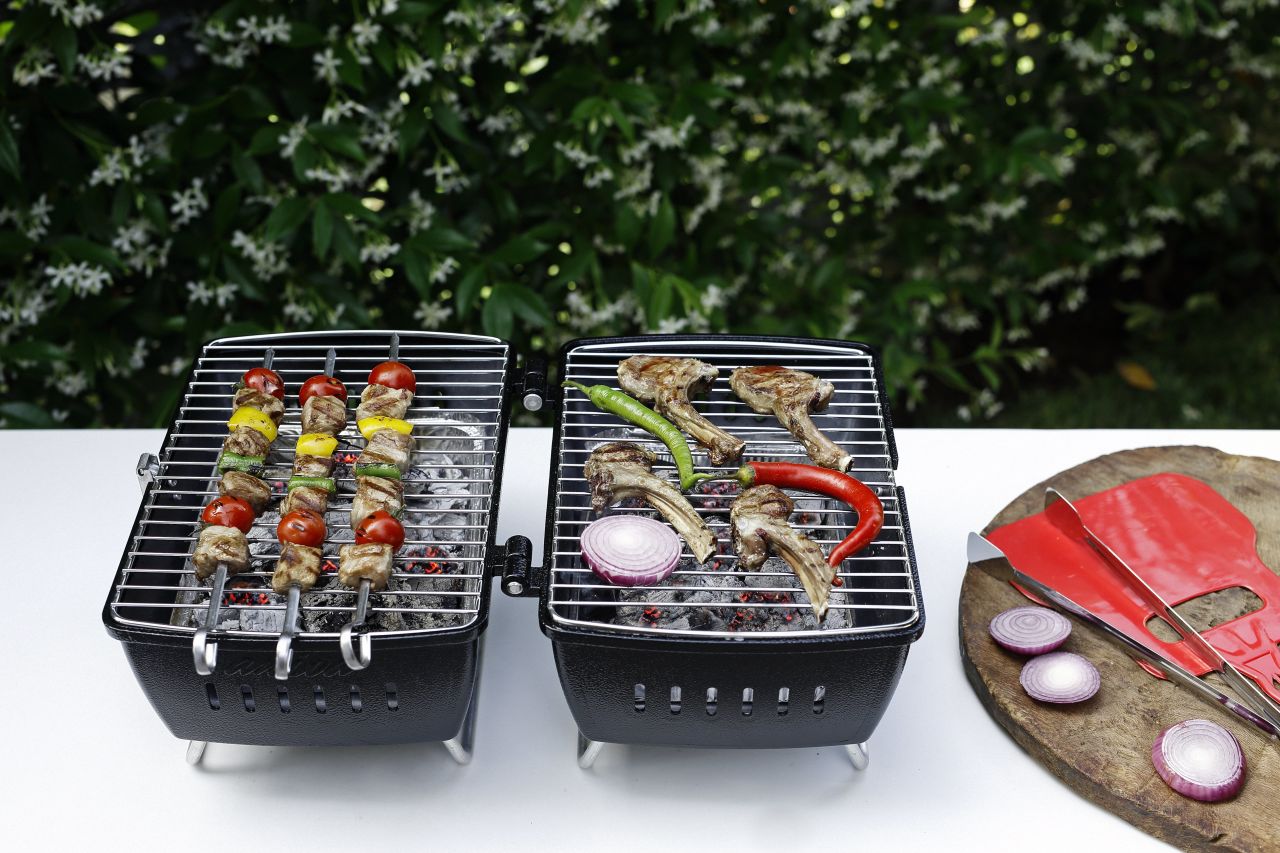 Mangal çantaya girdi!